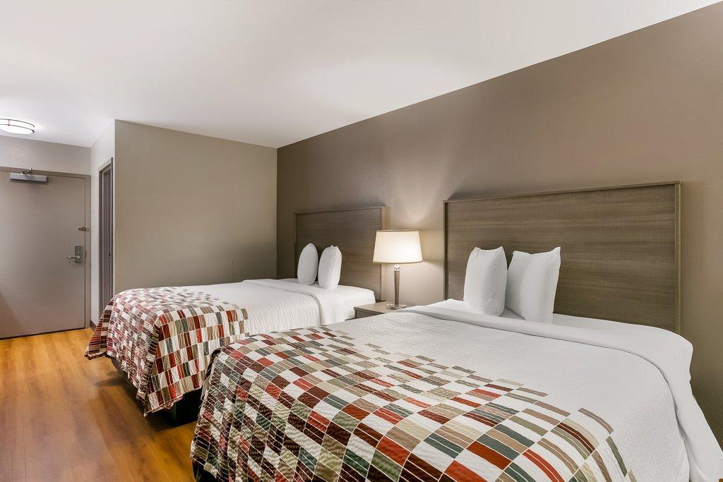 Red Roof Inn Denver Exterior photo