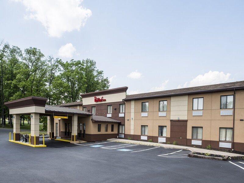 Red Roof Inn Denver Exterior photo